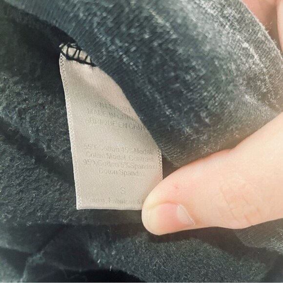 Young Fabulous and Broke Black and Gray Sweatshirt Jacket Small - Picture 6 of 9